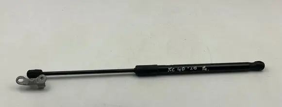 Volvo XC40 Tailgate strut 32206883