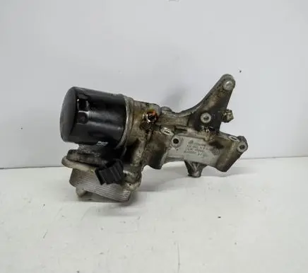 Engine oil radiator