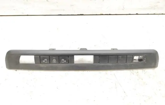 Peugeot Traveller Central locking switch button 9808825177 9811141877