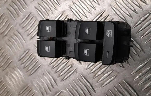 MG ZS Electric window control switch 10613982
