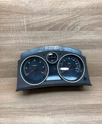 Opel Astra H Speedometer (instrument cluster) 13230576