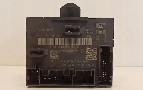 Audi A3 S3 8V Door control unit/module 5Q0959593B