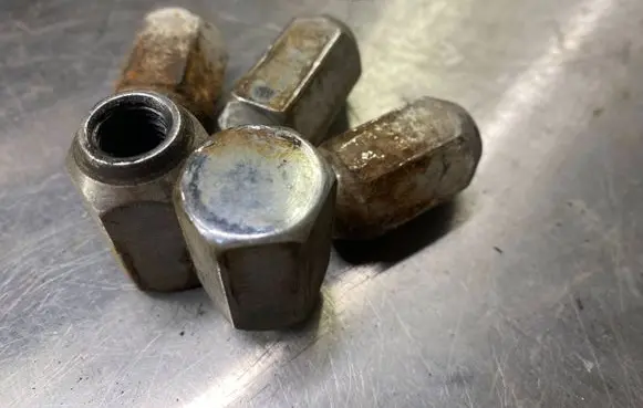 Honda HR-V Nuts/bolts 