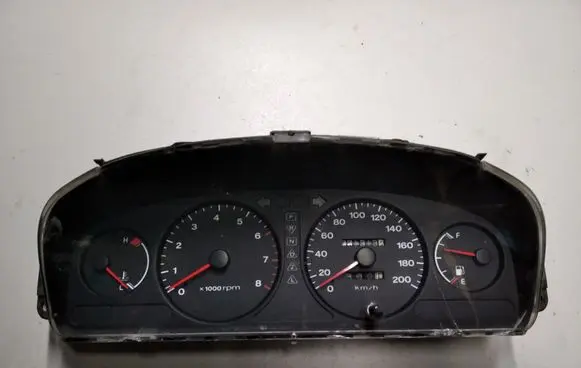 Hyundai Sonata Speedometer (instrument cluster) 3K04