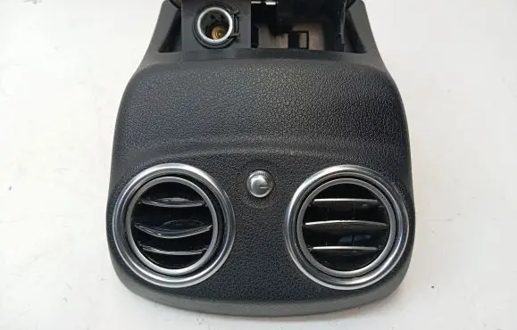 Mercedes-Benz E W213 Rear air vent grill A2136805001