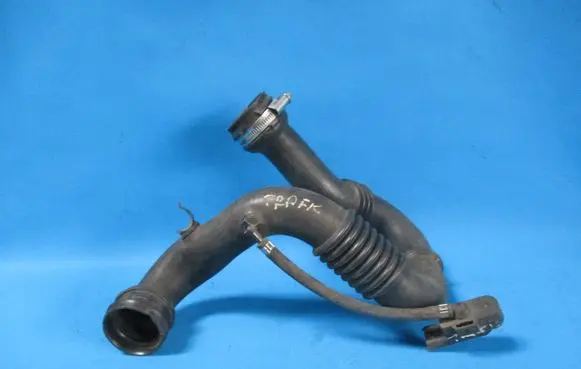 Renault Trafic II (X83) Intercooler hose/pipe 8200470985 93856622