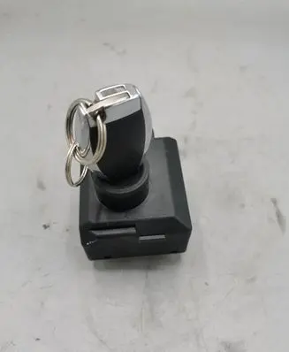 Mercedes-Benz A W176 Ignition lock A2469054702