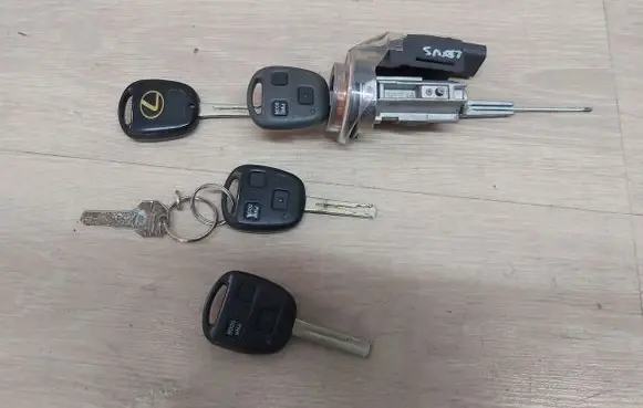 Lexus RX 330 - 350 - 400H Ignition lock