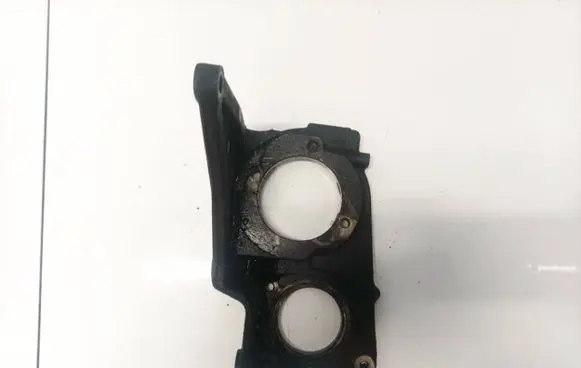 Nissan X-Trail T30 Engine mounting bracket