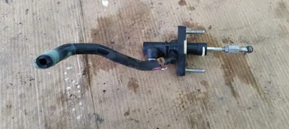 Toyota Yaris Clutch master cylinder 314200D160