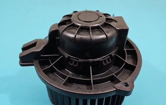 Heater fan/blower