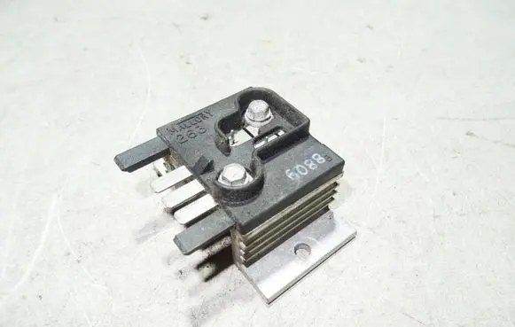 Coolant fan relay