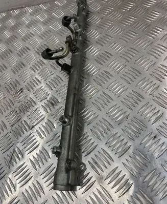 BMW 5 E60 E61 Fuel main line pipe 7788679 0445216078