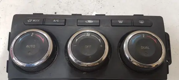 Mazda 6 Climate control unit T1014731P 10613EA012