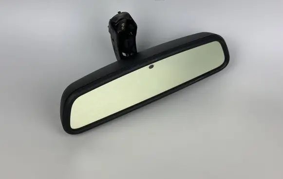 BMW X3 E83 Rear view mirror (interior) 8236774 E11015891