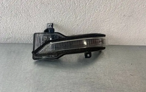 Subaru Impreza V Mirror indicator light 