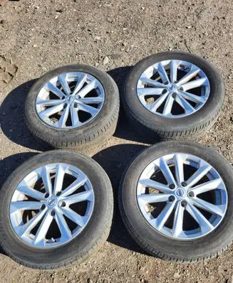 Nissan Qashqai R17 alloy rim 