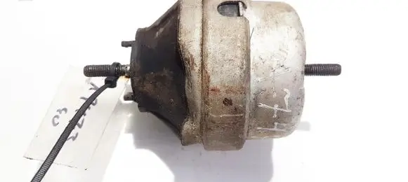 Engine mount bracket