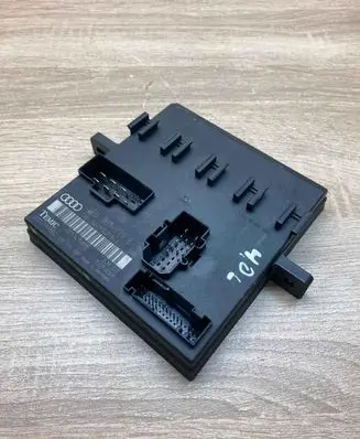 Audi A8 S8 D3 4E Light module LCM 4E0907279E 4E0910279E