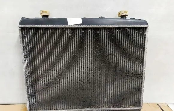 Citroen DS3 Coolant radiator 9685852680