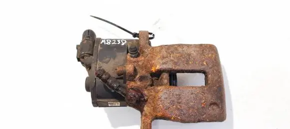 Volvo V70 Rear brake caliper 32332594e