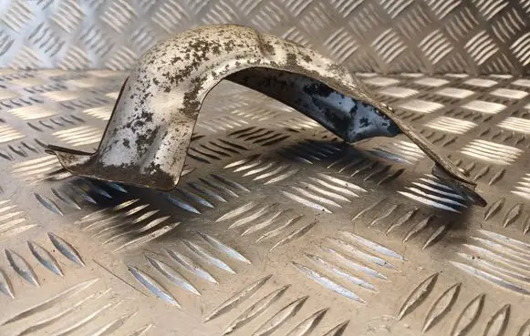 Opel Vivaro Heat shield in engine bay 8200871784E
