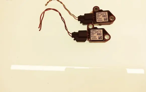 Land Rover Discovery 3 - LR3 Airbag deployment crash/impact sensor 5H2Z14B345BA