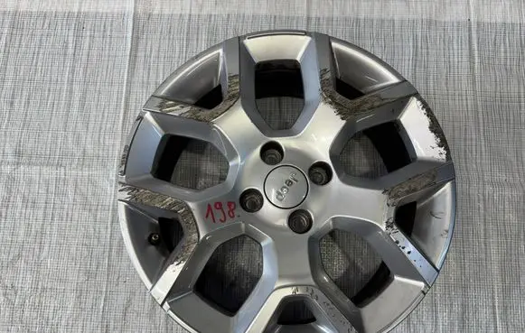 Jeep Avenger R19 alloy rim 52197382
