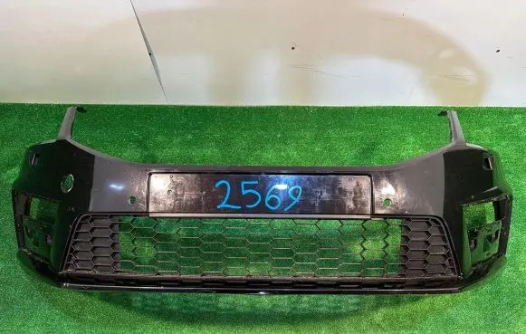 Skoda Octavia Mk3 (5E) Front bumper 5E0807221AA