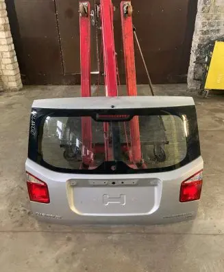 Chevrolet Orlando Tailgate/trunk/boot lid
