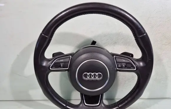 Audi A5 Sportback 8TA Steering wheel