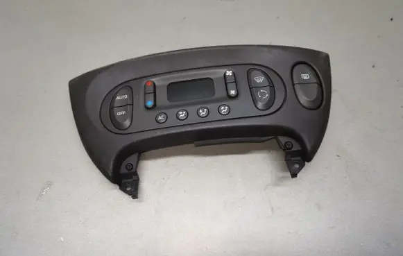 Renault Scenic I Climate control unit 7700435401
