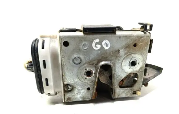 Audi A4 S4 B5 8D Rear door lock 8D0839016A