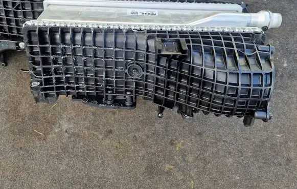 BMW 3 G20 G21 Intake manifold 7952861 13102025