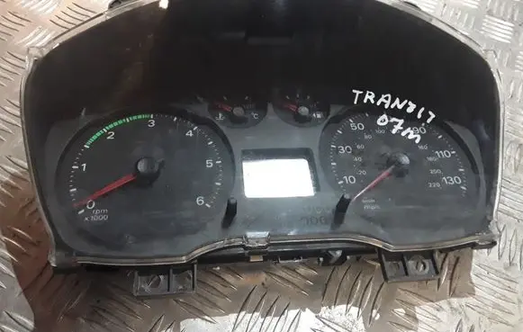 Ford Transit Speedometer (instrument cluster) 21678068