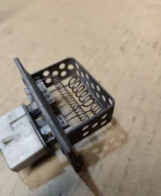 Chrysler Grand Voyager II Heater blower motor/fan resistor 5264802AA