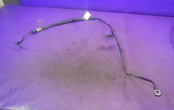 Volkswagen Caddy Power steering hose/pipe/line 