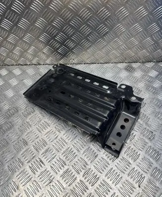 Mitsubishi Outlander Other engine bay part