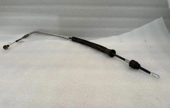 Audi Q7 4L Gear shift cable linkage 7L6713265B