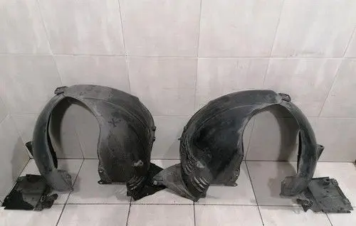 Mercedes-Benz S W221 Front wheel arch liner splash guards A2216903130