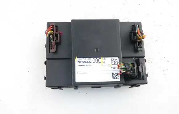 Nissan Qashqai Central body control module 5WK46485 284B2JD00C