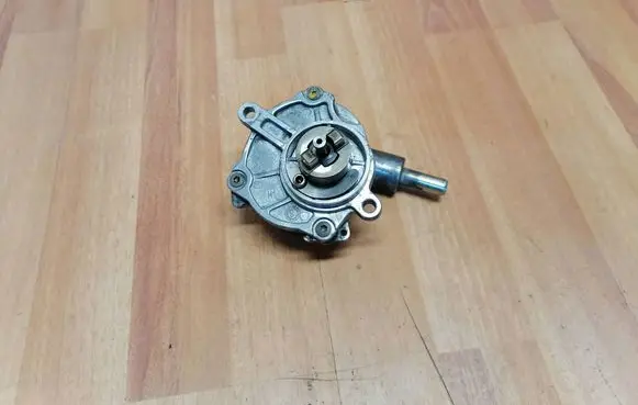 Mercedes-Benz Sprinter W901 W902 W903 W904 Vacuum pump A6112300265 VAPEC19S