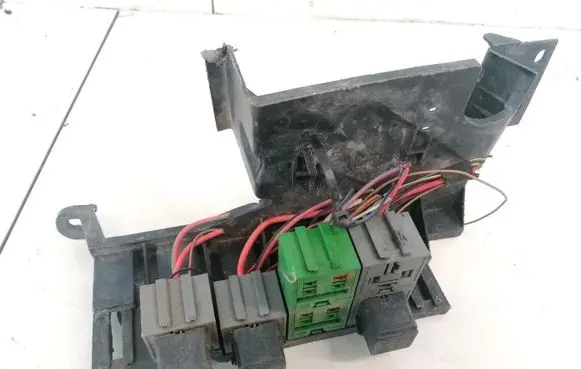 Mercedes-Benz Vito Viano W638 Fuse box set A6385454240