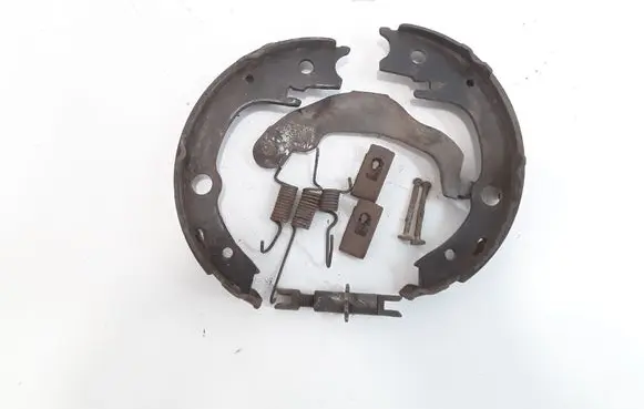 Toyota Avensis T250 Handbrake/parking brake pads 