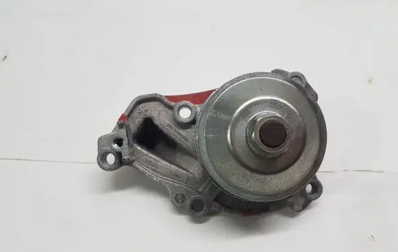 Peugeot 3008 II Water pump 9803094380 3639881