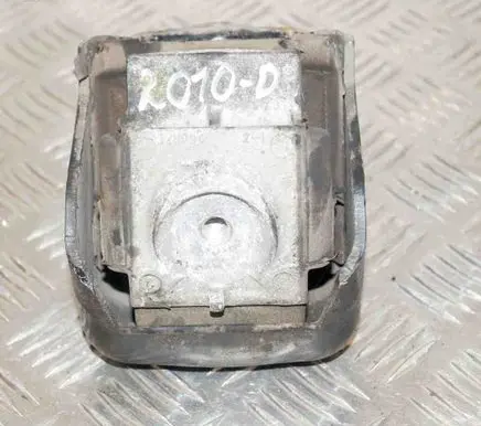 Mercedes-Benz Sprinter W906 Engine mount bracket
