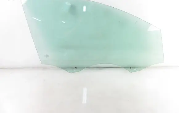 Audi Q7 4L Front door window glass four-door 