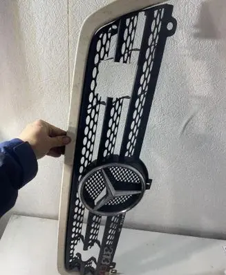 Mercedes-Benz Sprinter W901 W902 W903 W904 Front bumper upper radiator grill A9018800385