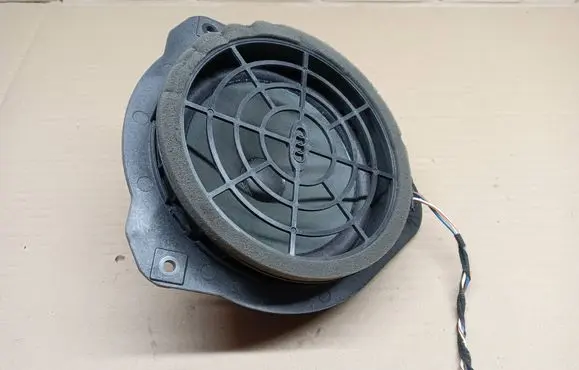 Audi A1 Rear door speaker 8X0035411