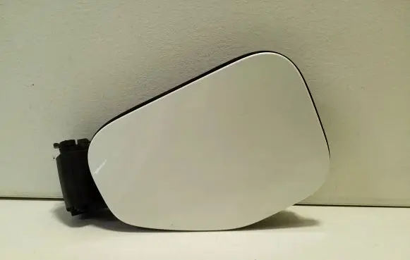 Volvo XC40 Electric car charge socket cover 32227324